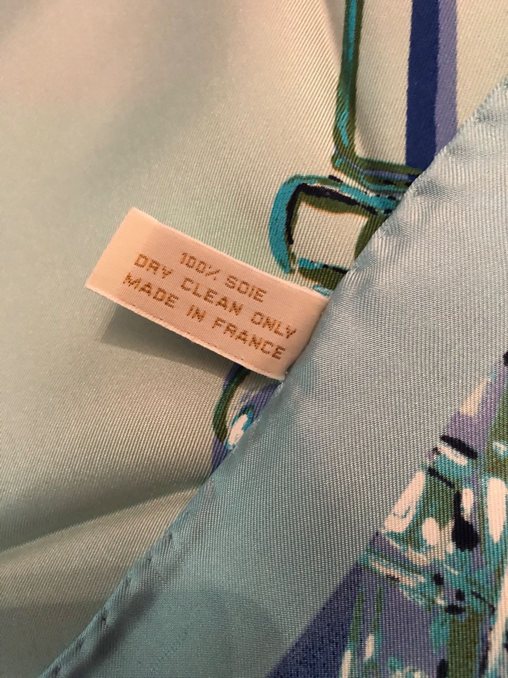 Foulard & Sciarpe: Seiden Foulard Omega – Nuovo e nell'imballaggio originale da Biel/Bienne venduto da winnertaco 6