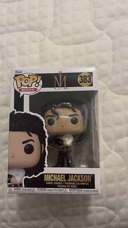 Statuette: Michael Jackson Pop funko  – Usato da Oberwil venduto da anj_gqq6