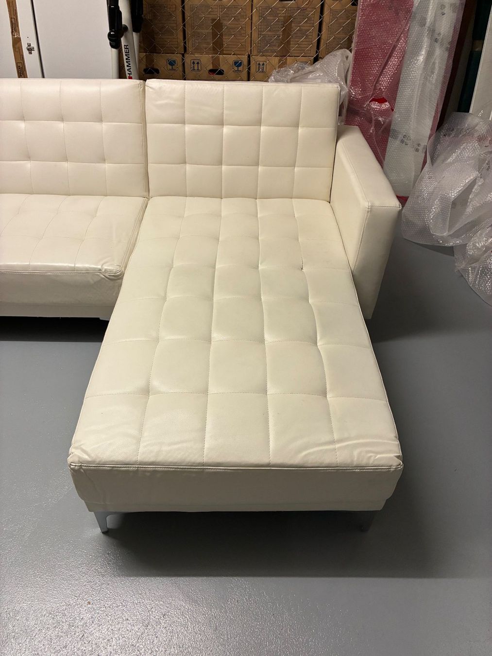 Sofas: Ecksofa weiss, guter Zustand – D'occasion à Thun par bierigut 1