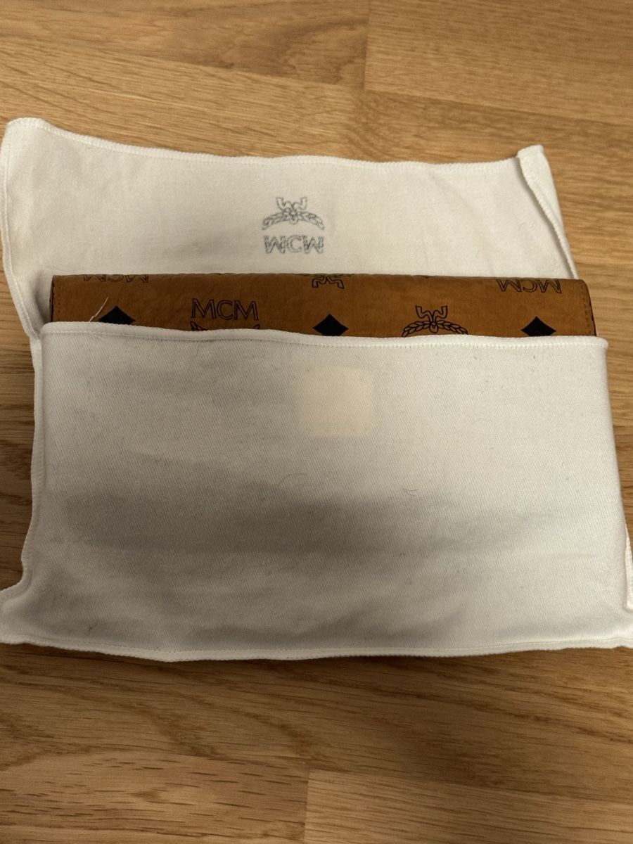 Mcm Portamonete: MCM Portemonnaie – Usato da Riehen venduto da mistercho 8