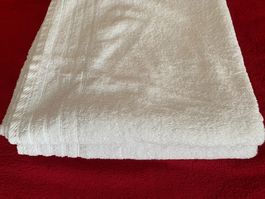 weisses Duschtuch, flauschig weich,  60x130 cm