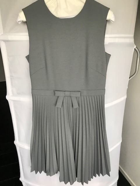 Vestiti: RED VALENTINO Kleid, IT40 – Usato da Kilchberg venduto da boudoir076