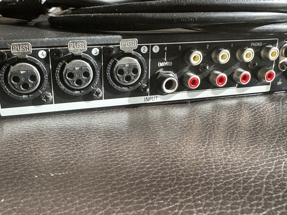 Sony Console di mixaggio: Sony MU-X051 Audio Mixer – Usato da Zürich venduto da 1cut2 6