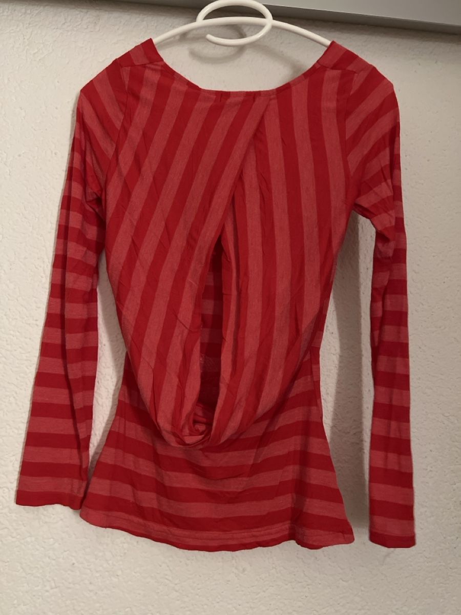 Vila T-Shirts: Langarm-Shirt VILA, Gr. XS – Gebraucht aus Zuchwil von Commander0 1