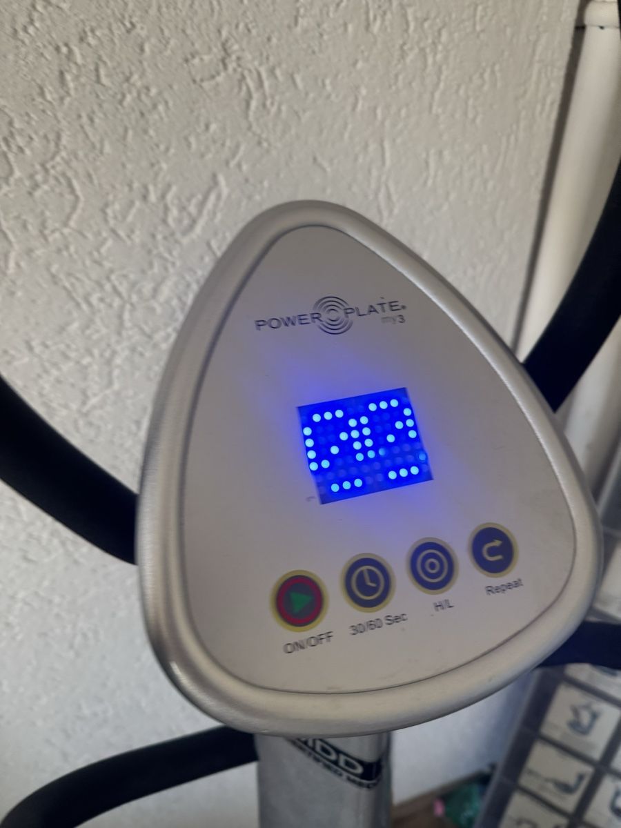 Power Plate Hometrainer: Powerplate my3 – Usato da St. Margrethen SG venduto da taf_alb 4
