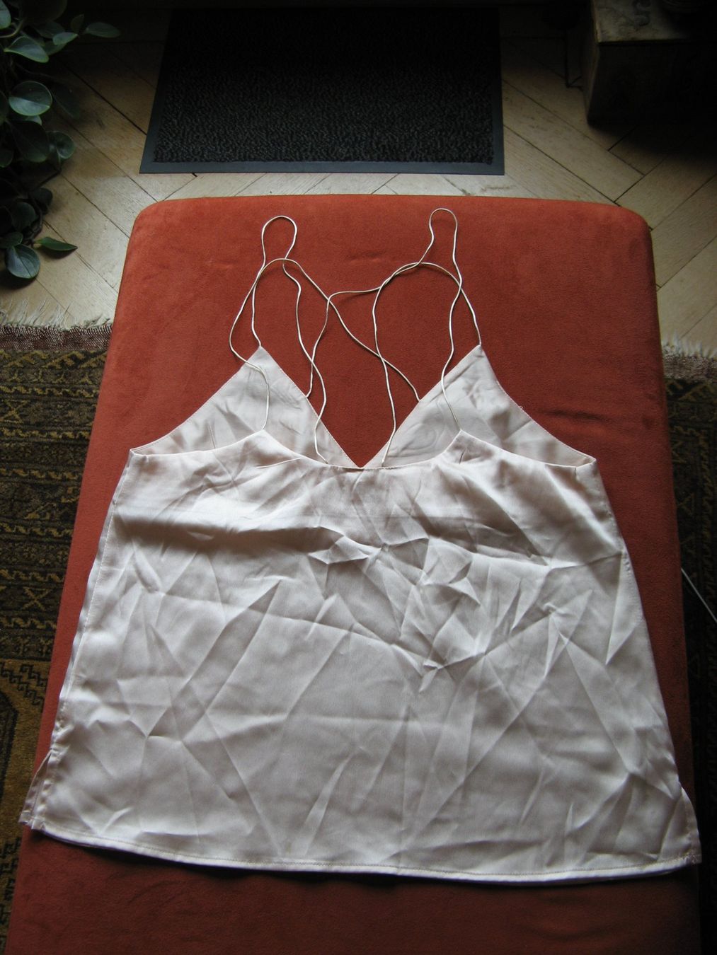 T-shirt: Shirt Gr. 38 oder Negligee von Showpo – Usato da Zürich venduto da apil 3