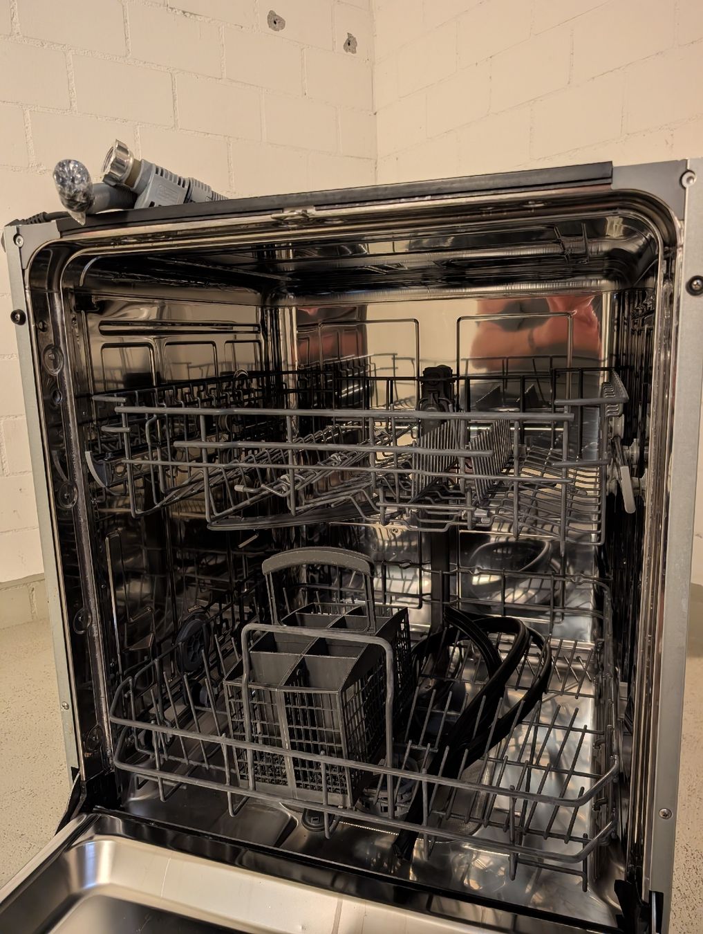 Lavastoviglie: Geschirrspüler Gorenje – Usato da Luzern venduto da Nikola_S 1