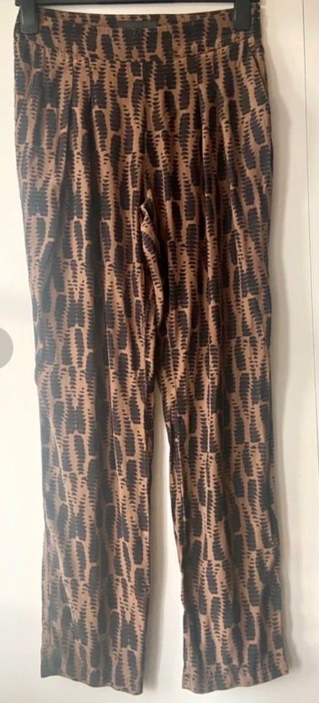 Pantalons: Seidenhose M Saplala – D'occasion à Basel par NormaJean01 6