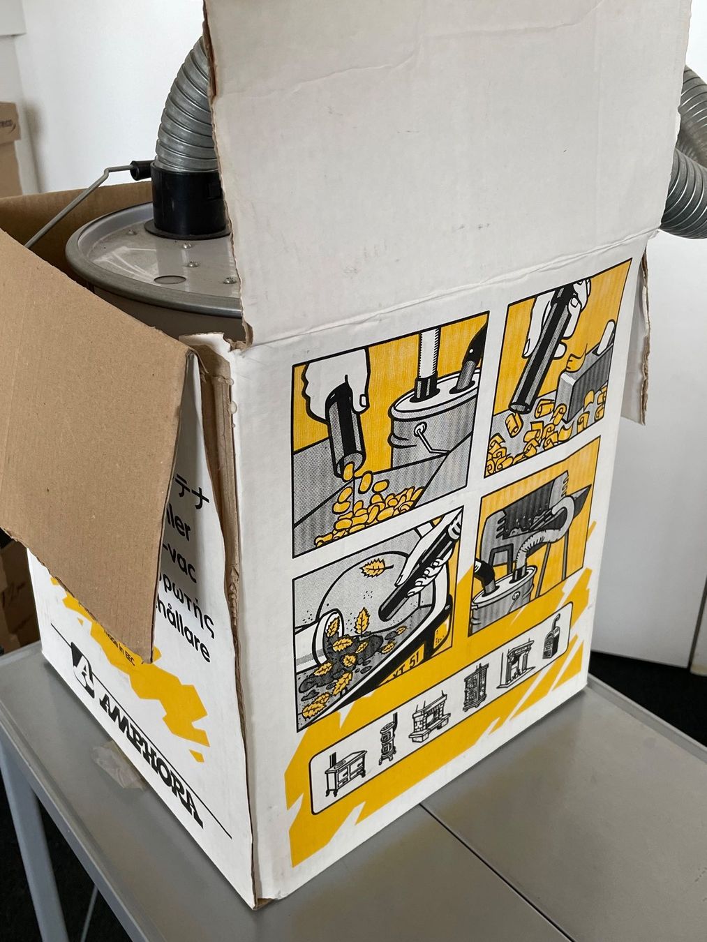 Aspirapolveri & Accessori: Aschesauger 21 L Eimer + Schlauch (Amphora) – Usato da Zürich venduto da plumita 3