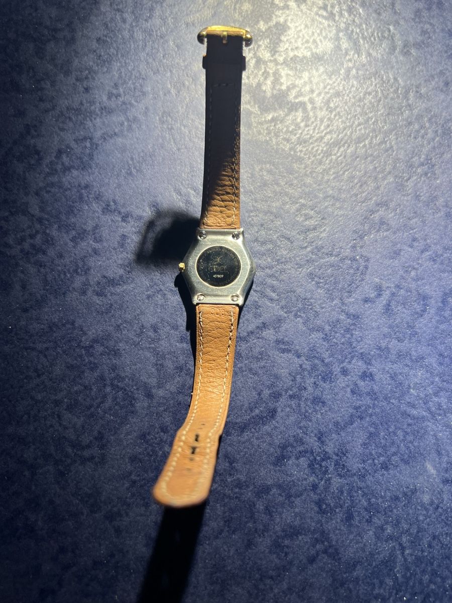 Ebel Orologi: Ebel Uhr (läuft nicht) – Usato da Laufen venduto da groove60 3