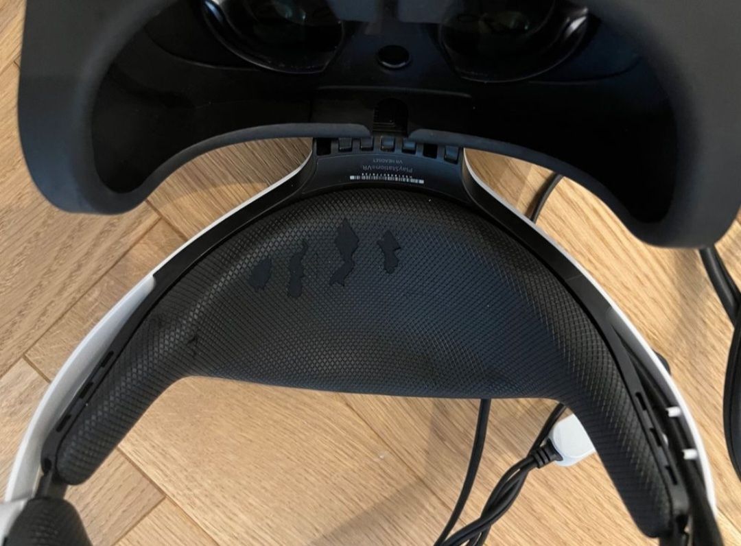 Sony Casco VR: PS VR1 – Usato da Oberägeri venduto da deschnuuz 4