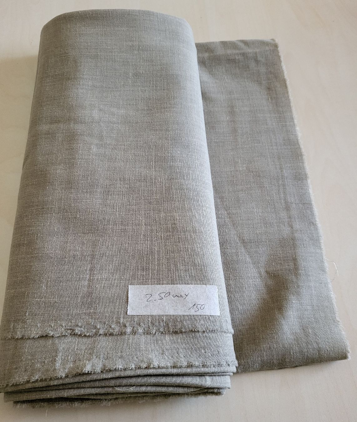 Stoffe: Stoffresten Leinen grau 2.50m x 1.50m – Gebraucht aus Winterthur von Baer49