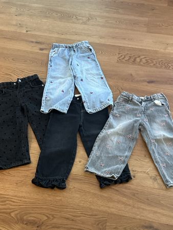 7 Zara Mädchenhosen – Grösse 110