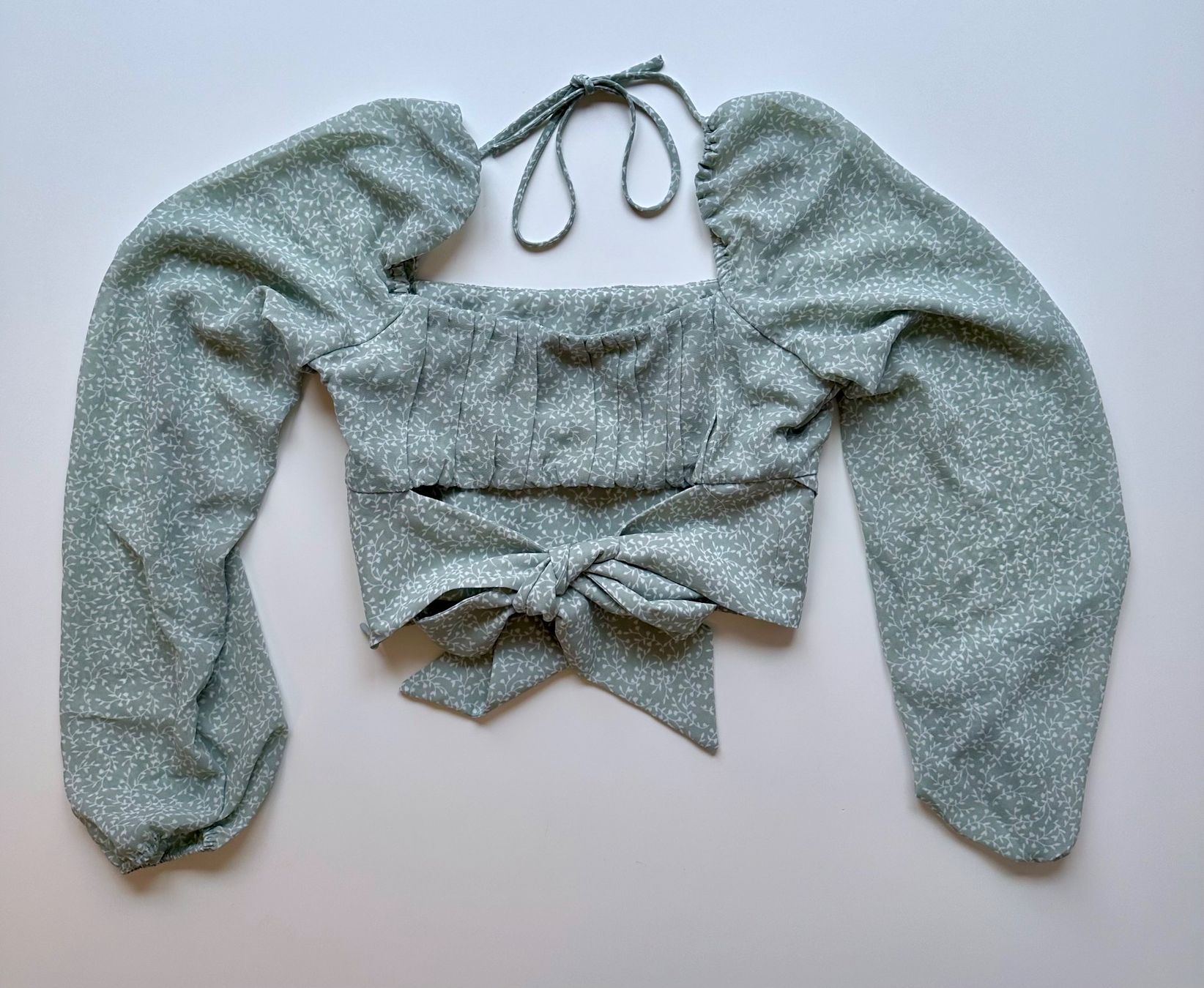 Top: PAMELA yoga top – Usato da Lausanne venduto da Colinwidmer 3