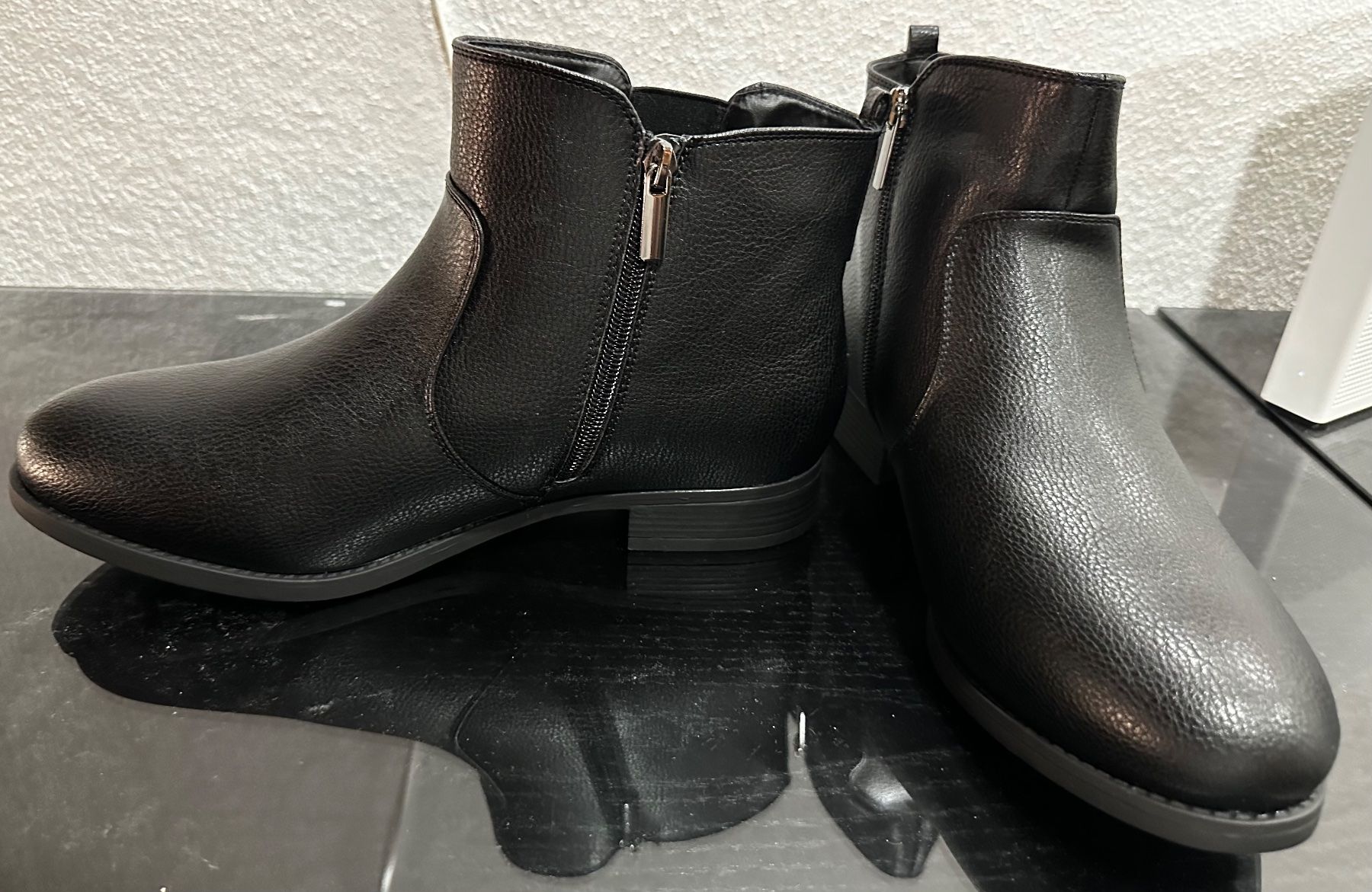 Scarpe da donna: Ankle Boots Stiefeletten Evans weit schwarz Gr 44 NEU – Nuovo (secondo la descrizione) da Wilderswil venduto da FirstDivine 2