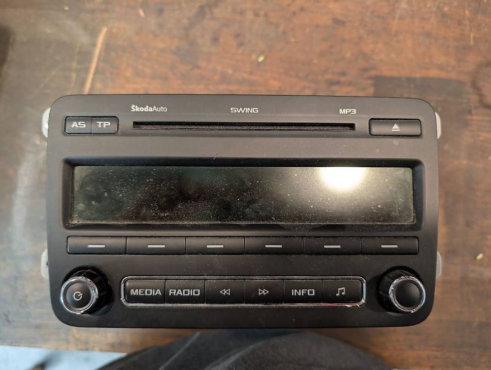 Autoradio mit CD-Player (Gebraucht) in Therwil für CHF 100 – nur ...