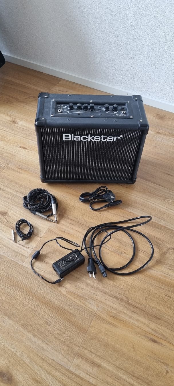Blackstar Amplificatori: Blackstar Amp Core Stereo 20 – Nuovo (secondo la descrizione) da Aarau venduto da Janna_Valkosipuli 8