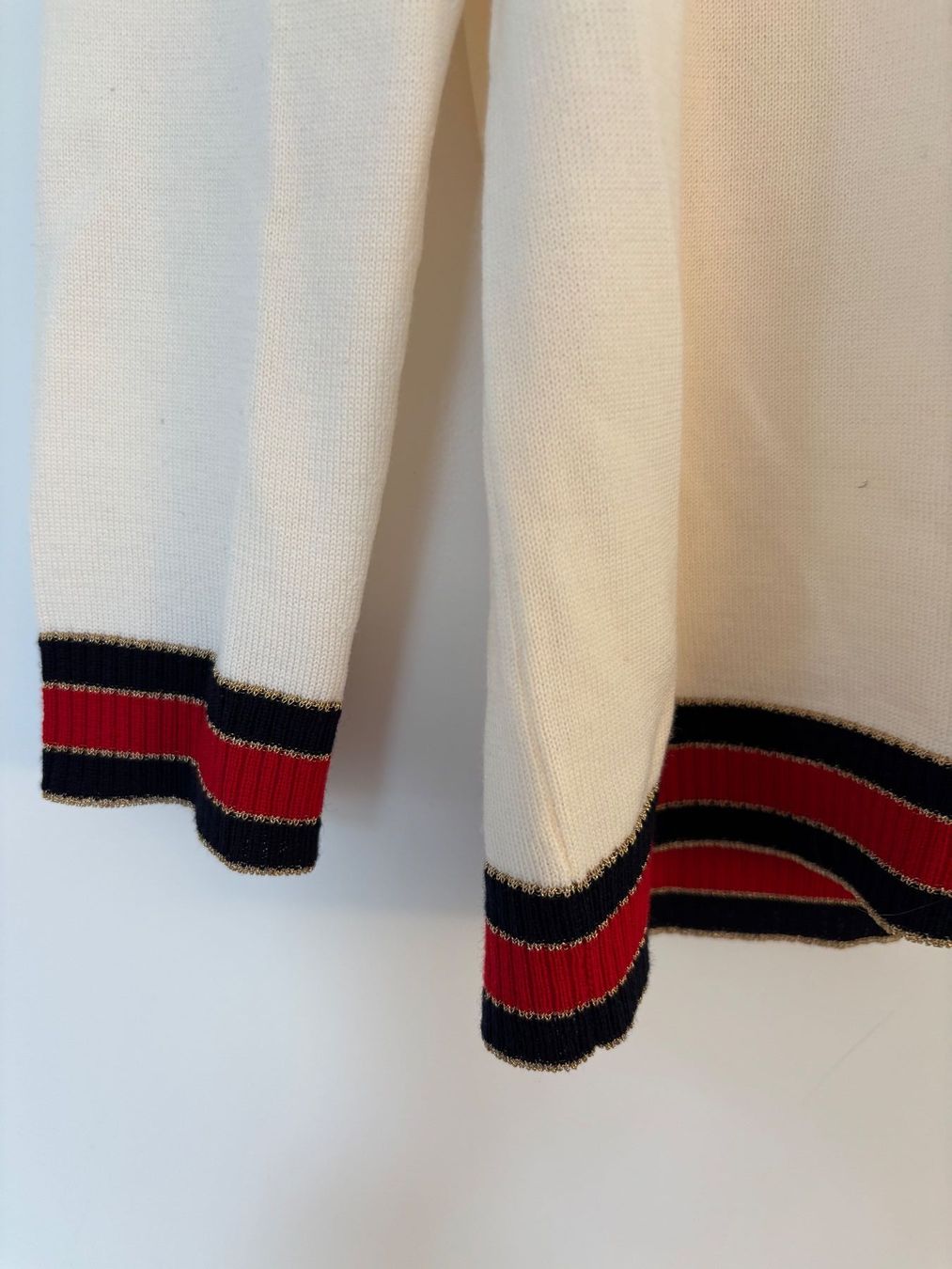 Gucci Pullover & Sweatshirts: Gucci Pullover offwhite 34/36 , leichte Sommerwolle – Gebraucht aus Herrliberg von mayfi 3