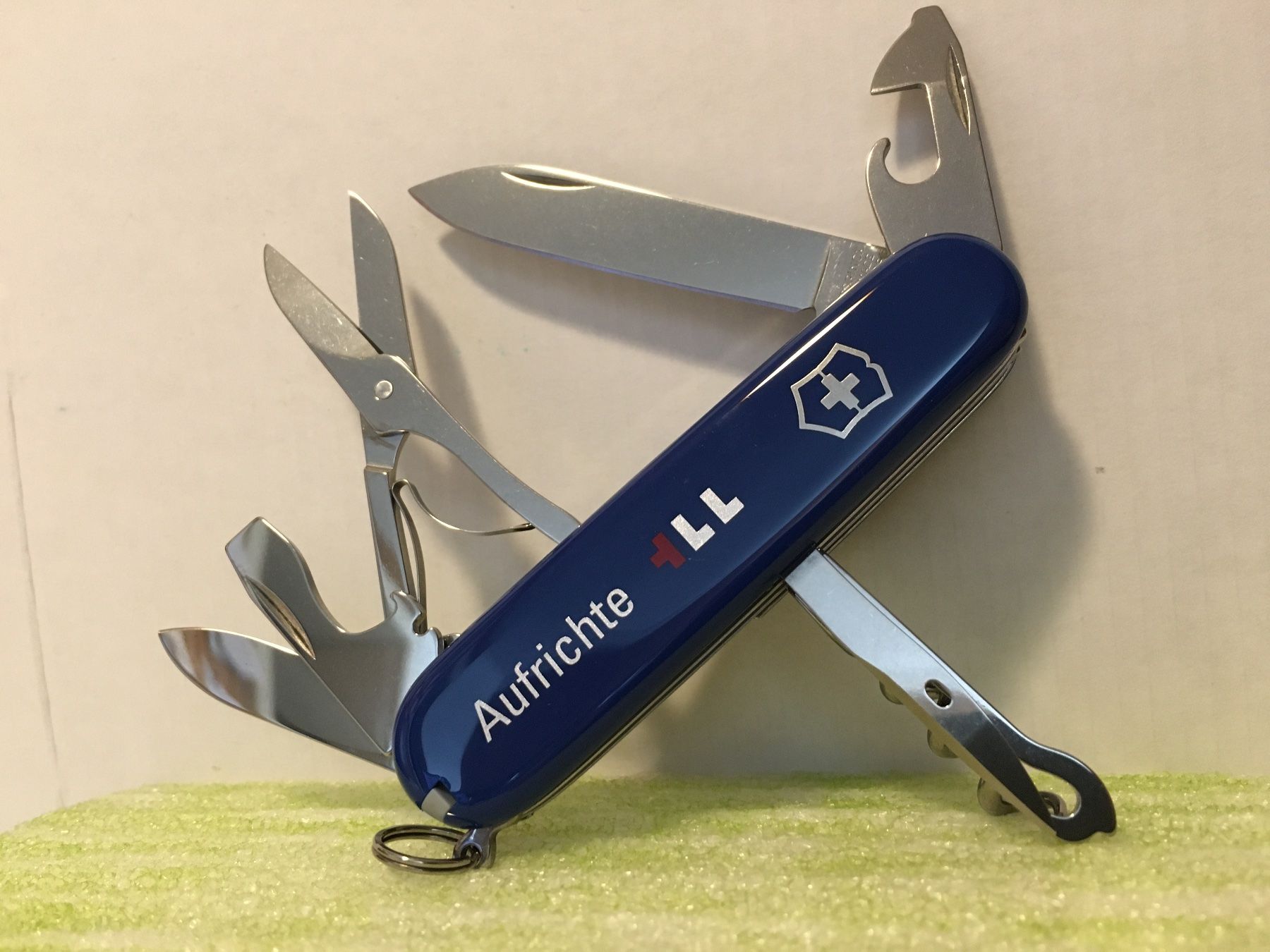 Victorinox Coltelli tascabile: VICTORINOX - Climber - Sackmesser - Aufrichte – Usato da Andwil SG venduto da Rainboli