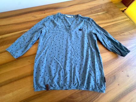 NAKETANO Bluse Langarm blau Sterne Grösse S Top Zustand
