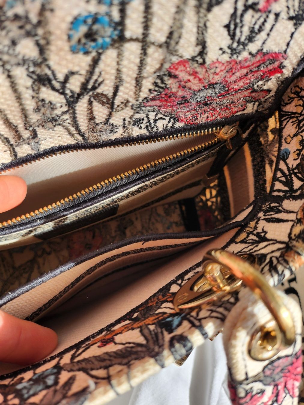 Dior Taschen für Damen: "Lady Dior" Medium. – Gebraucht aus Dietikon von Oxana01 5