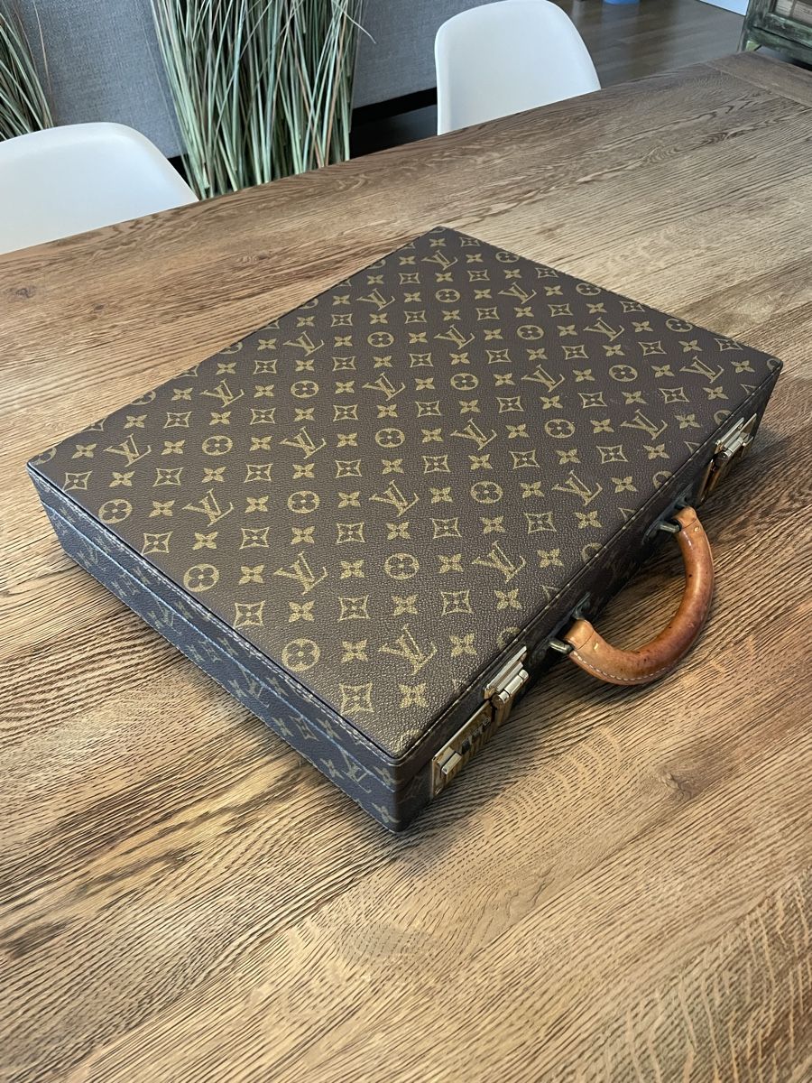 Louis Vuitton Valigie & Borse: Louis Vuitton Aktenkoffer Vintage – Usato da Flüelen venduto da pagode2