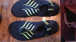 Bade Schuhe SPORT/J Gr 45 fürs Wasser