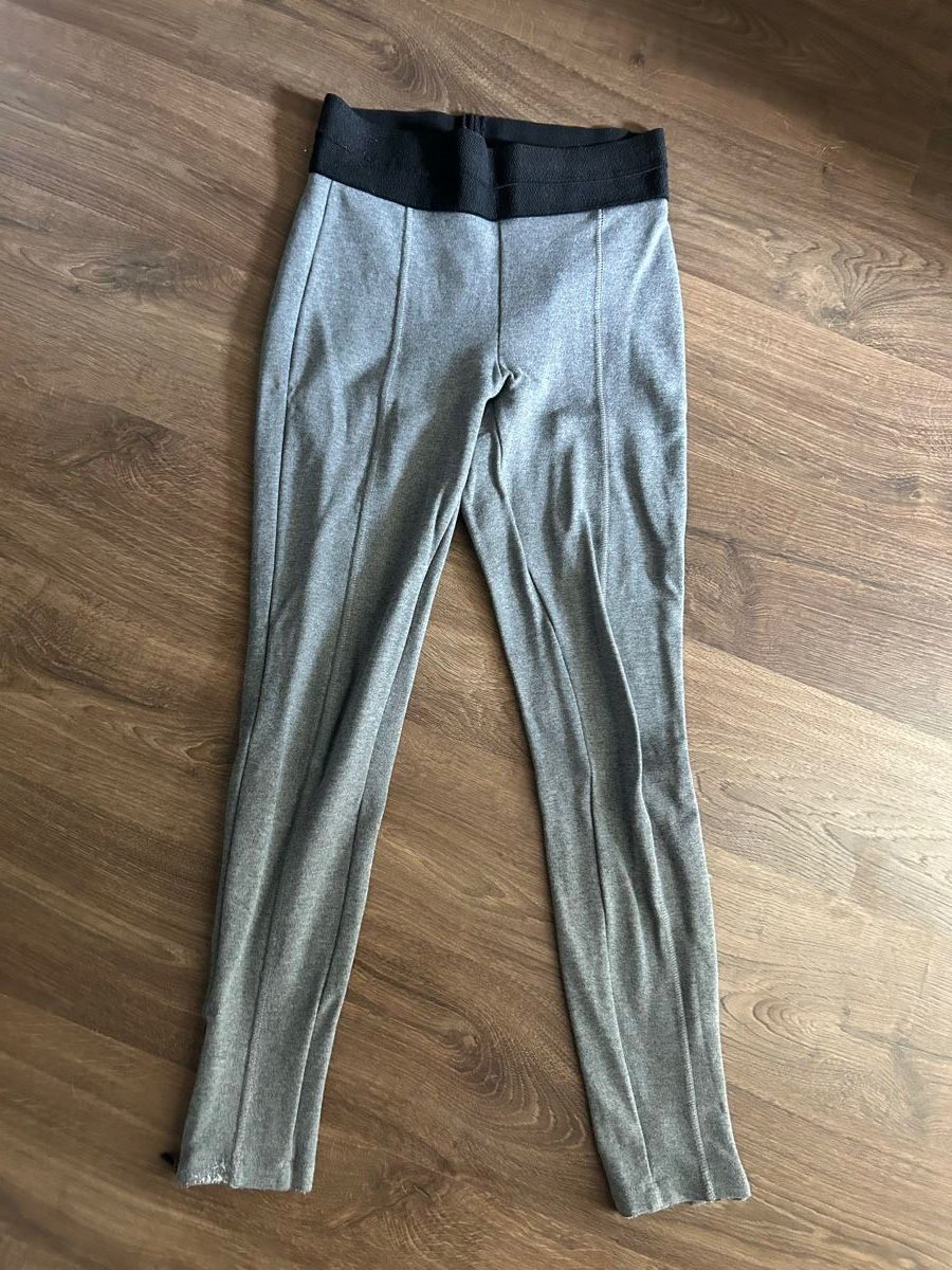 Zara Leggings: Leggins Zara gris – D'occasion à Bôle par sev_n85b