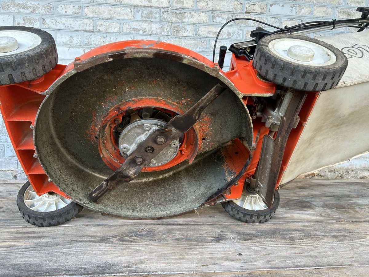 Kubota Tagliaerba: Kubota Rasenmäher mit Radantrieb – Usato da Schenkon venduto da Paedy5 5