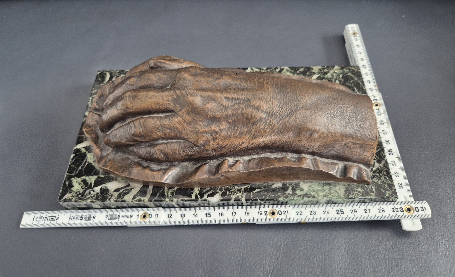 Skulpturen & Statuen: Bronzehand – Gebraucht aus Zürich von Dalema13 2