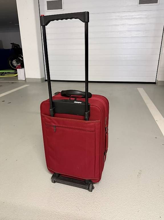 Reisekoffer: Handgepäck Rollkoffer – Gebraucht aus Immensee von ChrigiB01 1