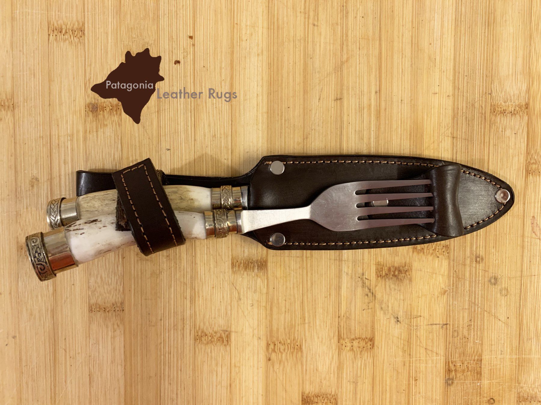 Set di posate: Messer- und Gabel-Set mit Hirschgeweih-Griffen – Nuovo e nell'imballaggio originale da Arbedo venduto da patagonialeatherrugs 4