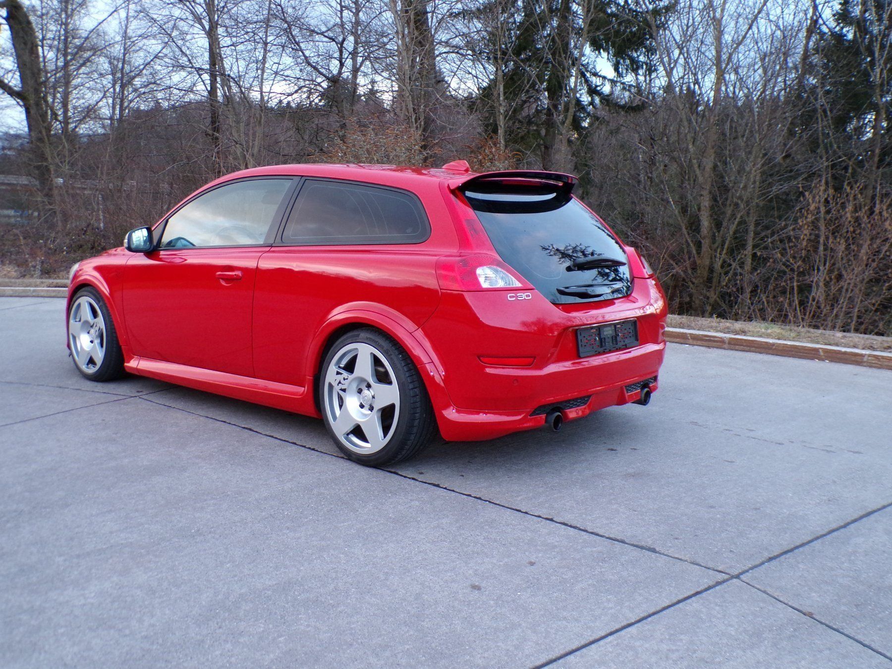 Volvo Automobili: Volvo C30 D5 R-Design – Usato da Schaffhausen venduto da Buell1125CR 4