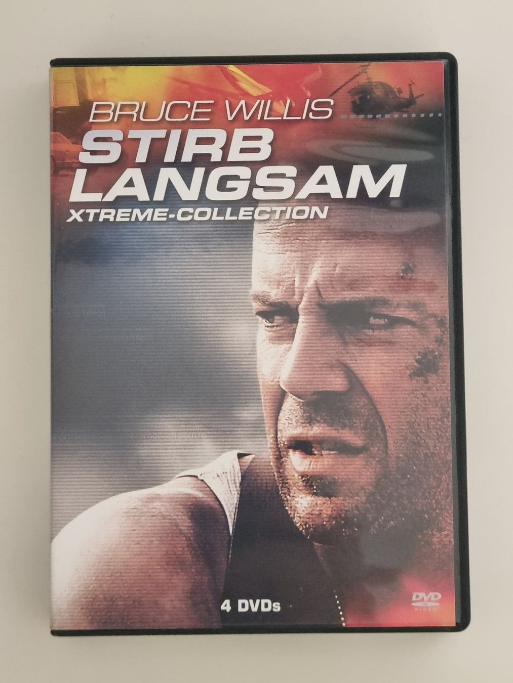 Alle DVDs: DVD: Stirb langsam - XTreme-Collection / 4 DVDs – Gebraucht aus Ehrendingen von Thomas_2