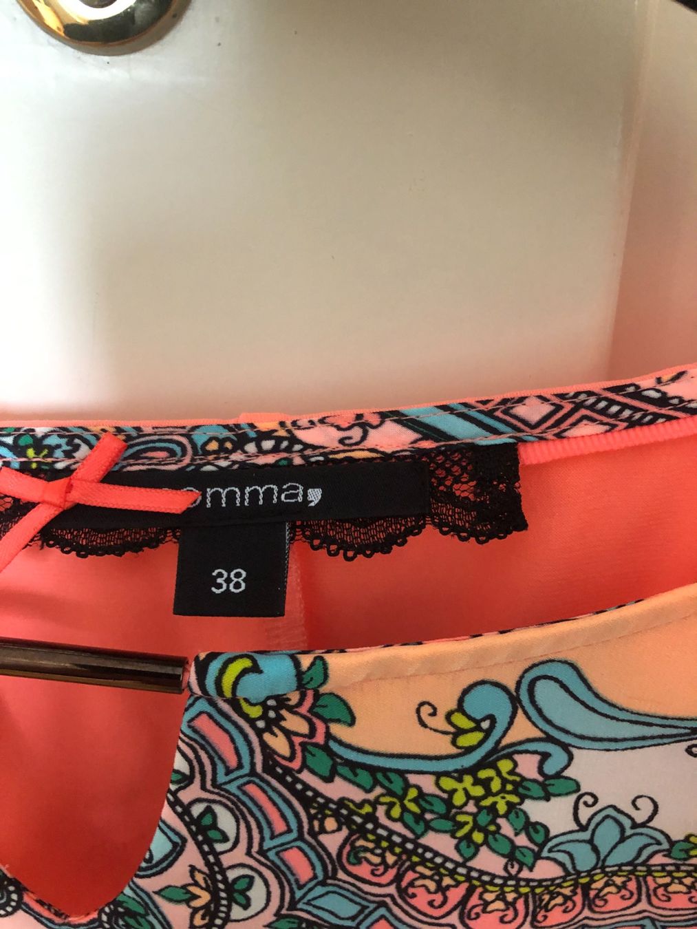 Comma Camicette: comma Bluse 38 M Rosa Orange Muster Kurzarm Elegant – Usato da Basel venduto da Dasbrauchstdu 1