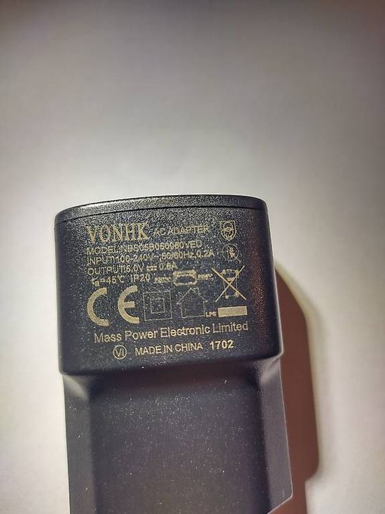 Accessori per Smartwatch: USB Ladegerät Netzteil für Casio WSD-F30 – Usato da Hasliberg Reuti venduto da Paraglider 1