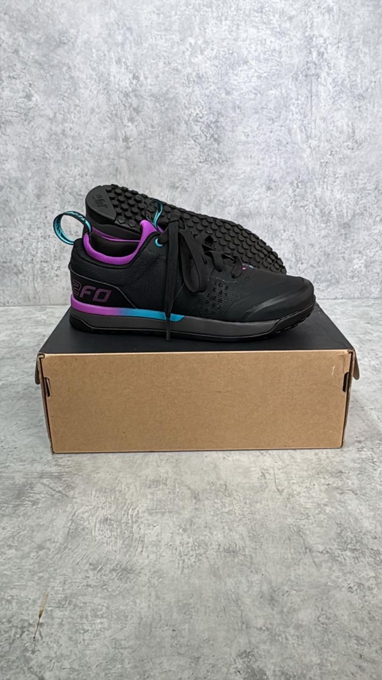 Scarpe da donna: NEU VELOSCHUHE SPECIALIZED 2FO FLAT 1.0 UVP 139.- – Nuovo e nell'imballaggio originale da Tübach venduto da KL-Bikes 3