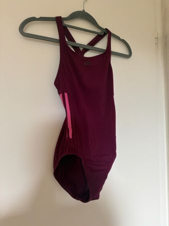 Adidas Badeanzug 152 bordeauxrosa 