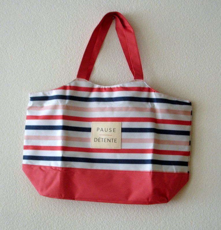 Kühlschränke & Kühlen: 2er Set: elegante Kühltasche - Box & Freizeit-Tasche – Gebraucht aus Regensdorf von anna059 4