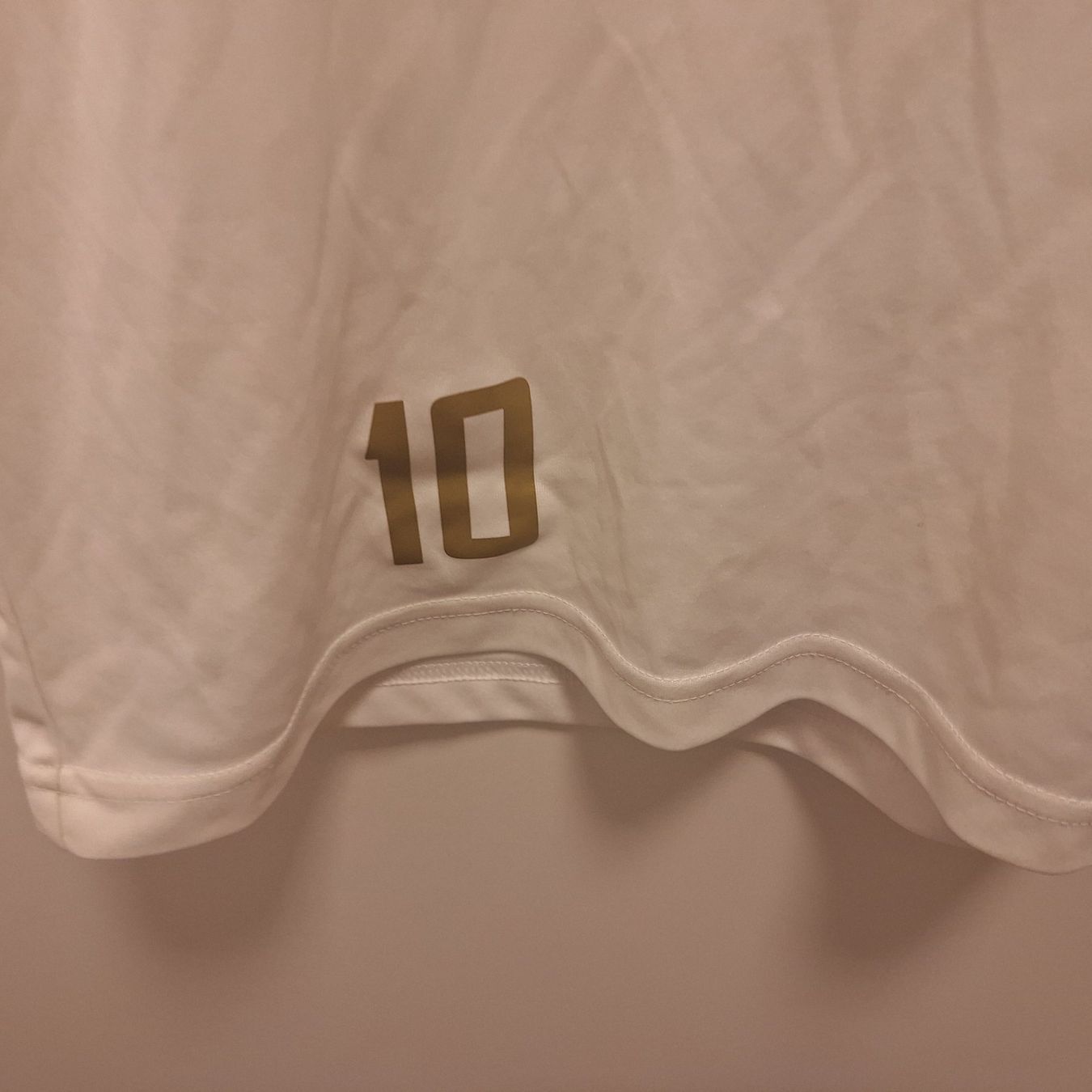 Canottiere & Pantaloni: Adidas Till Mitsch Austria M – Usato da Bellinzona venduto da LA-ropa-de-Juan 4