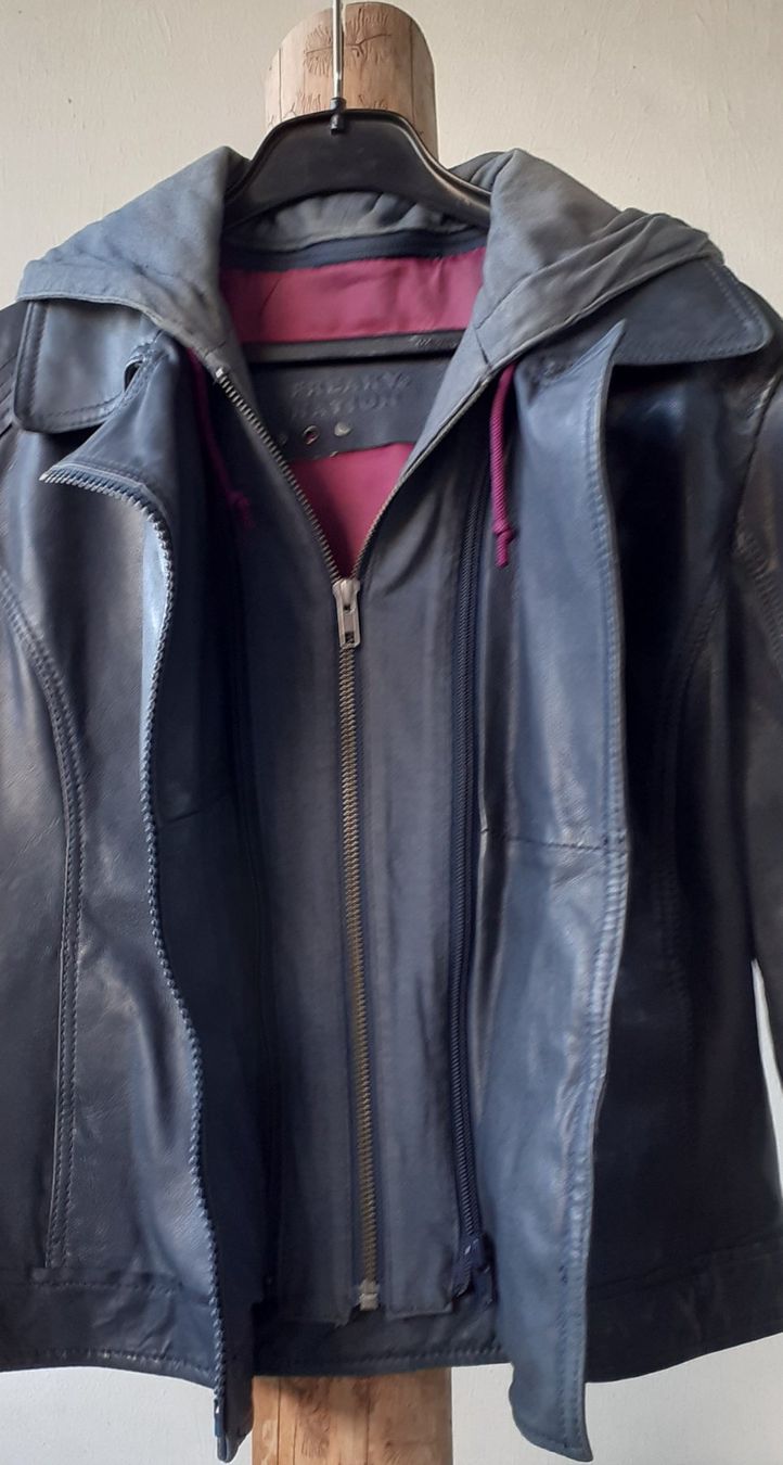 Giacche: Freaky Nation Lederjacke mit Kapuze, S – Usato da Bern venduto da Solarsystem 6