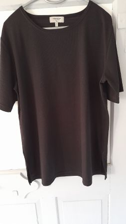 Pullover kurzarm gr. 40 in schwarz.