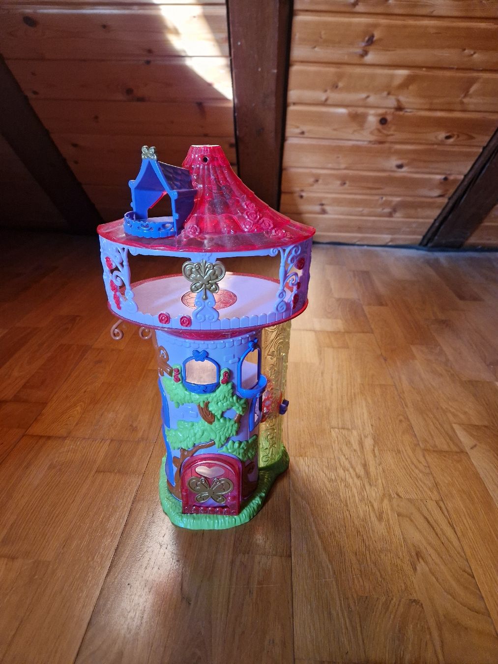 Spielzeuge: Filly Turm – Gebraucht aus Müllheim Dorf von Manuka_lu
