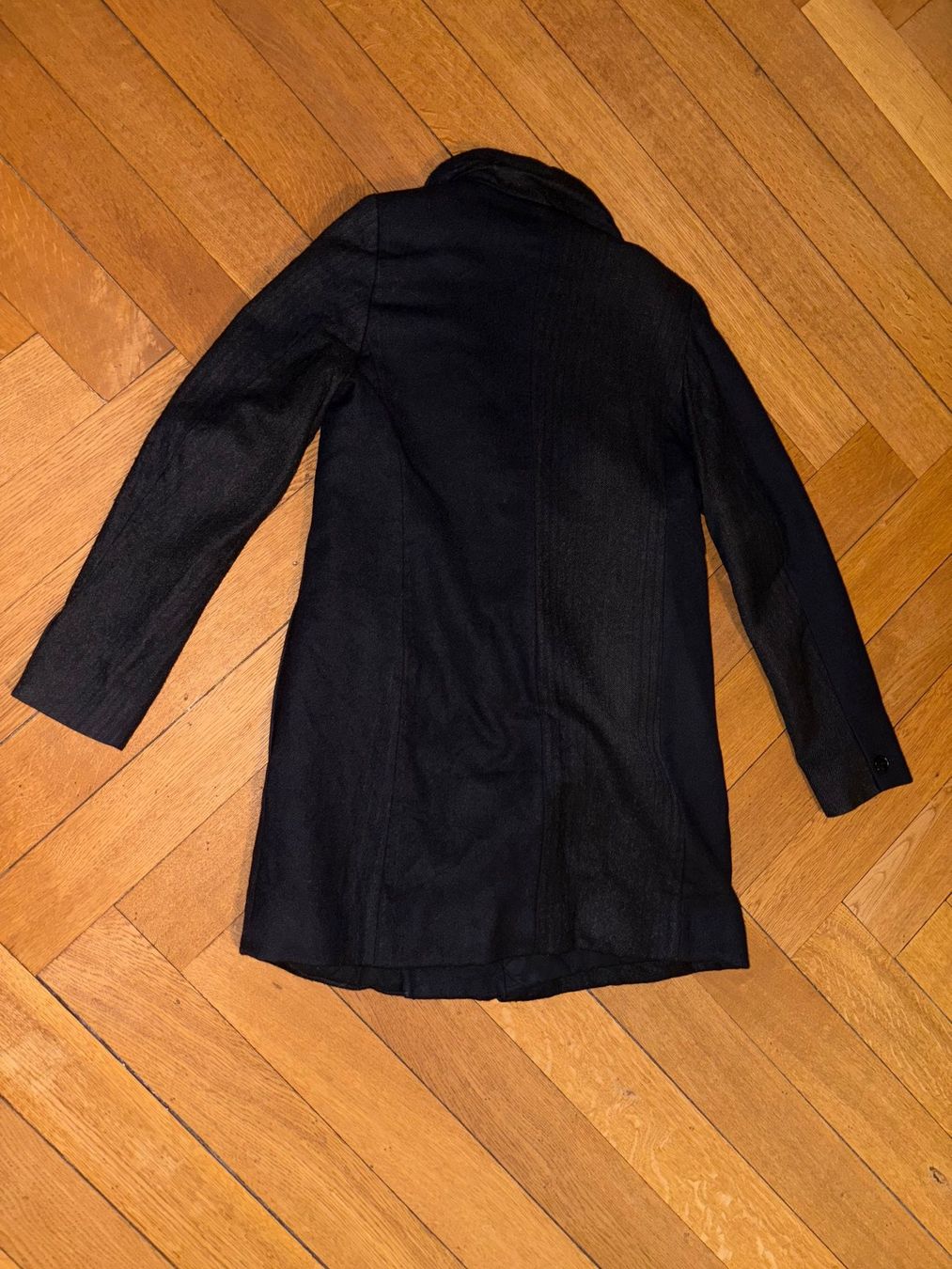 Cappotti: Wollmantel von Stephan Schneider – Usato da Zürich venduto da triangular 1