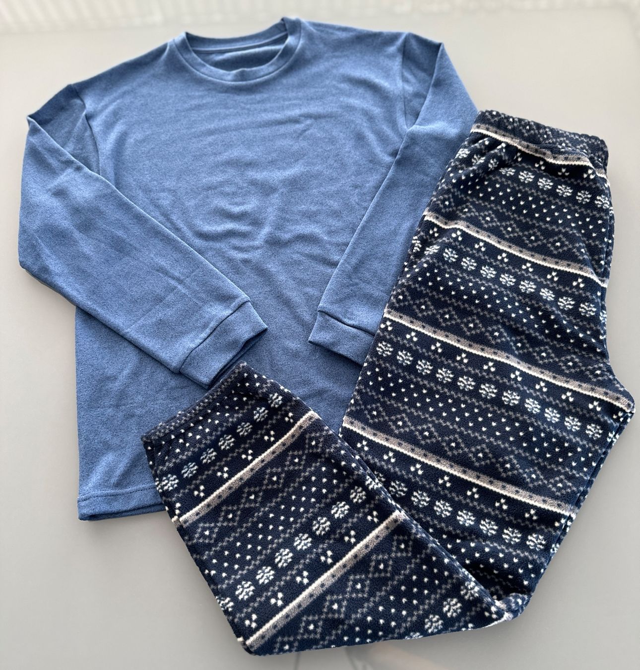 Pigiami: Neu** Winter Pyjama Uniqlo Gr. 152 – Nuovo e nell'imballaggio originale da Zollikon venduto da Krenapf