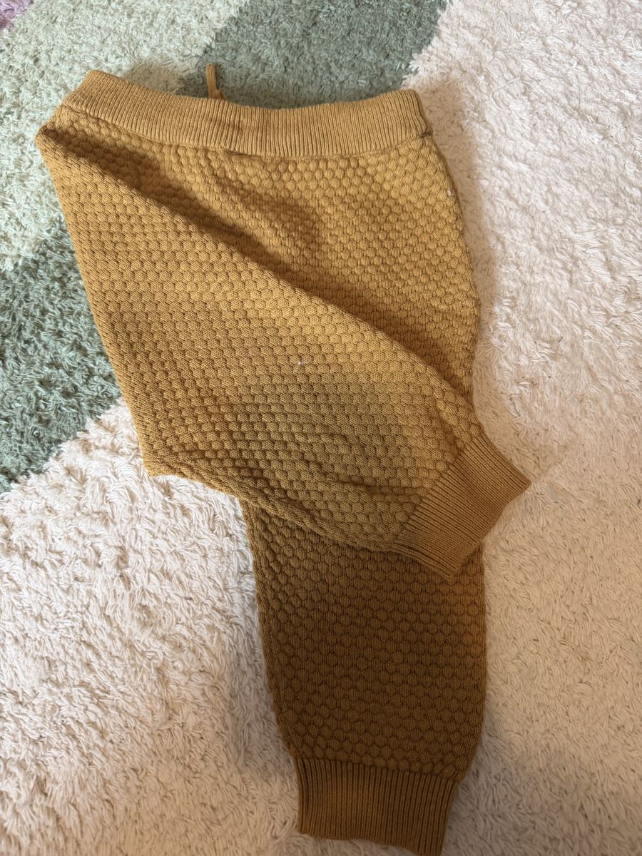 Pantalons: Alana Baumwolle/ Seide Hosen 68 – D'occasion à Basel par Aiuola 1