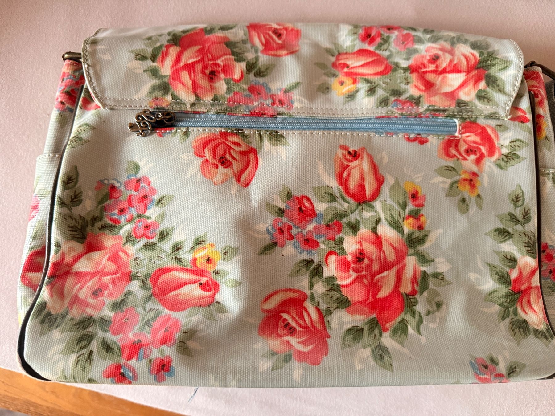 Candy Flowers Borse da donna: Tasche Candy Flowers – Usato da Mastrils venduto da Laura8sevilla 4