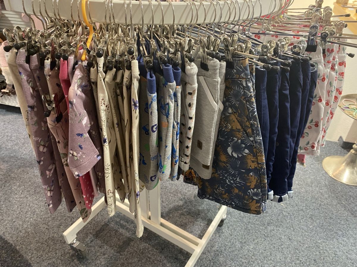 Kleiderpakete: Restposten Kinderbekleidung + Schuhe – Neu (gemäss Beschreibung) aus Engi von Kliberlis12 1