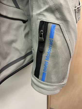 BMW Jacke Wasser dicht Nummer 52  wie neu 