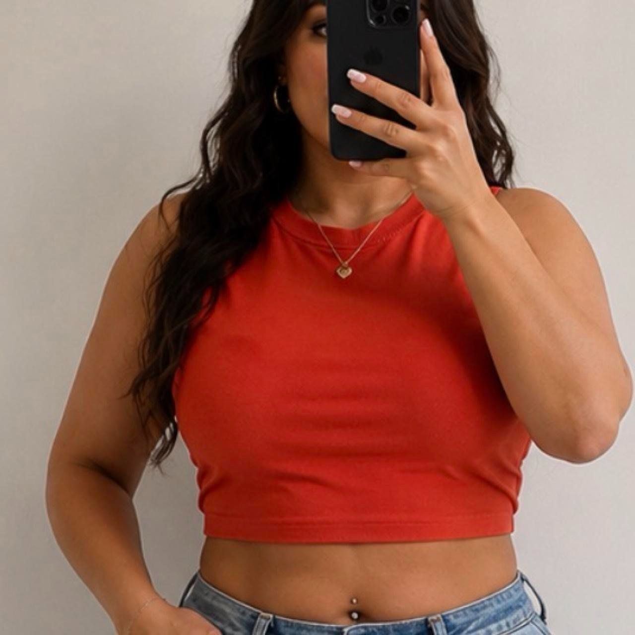 Top: Orange Cropped Tank Top 🧡 – Nuovo (secondo la descrizione) da Zürich venduto da onlyifashion